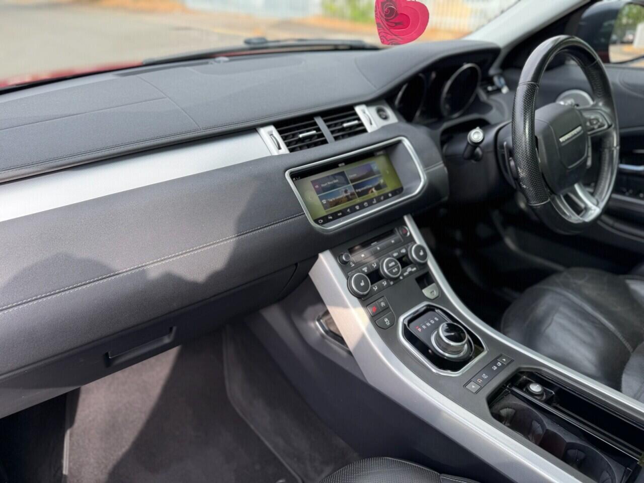 Land Rover Range Rover Evoque view 24