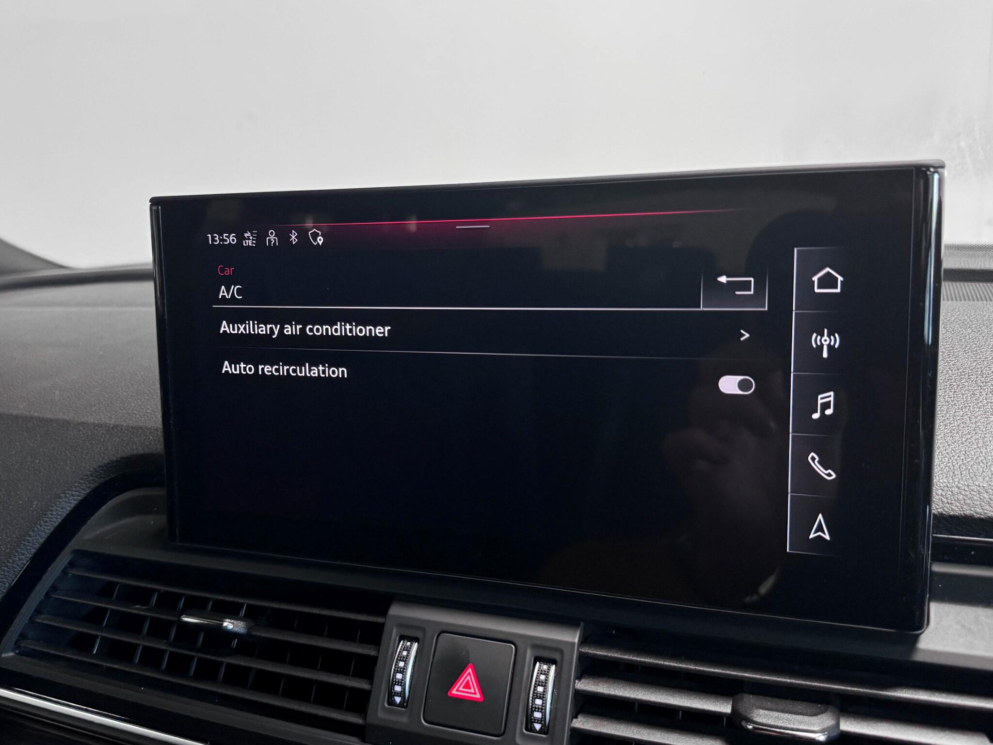 Audi Q5 view 56