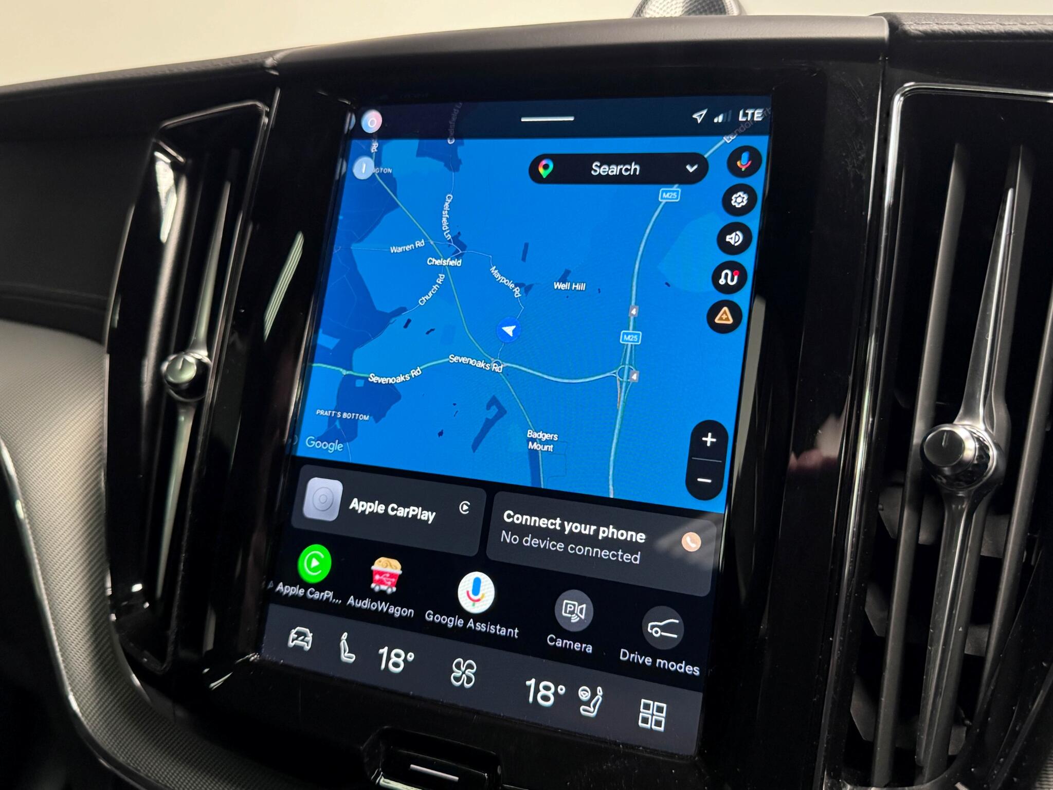 Volvo XC60 view 11