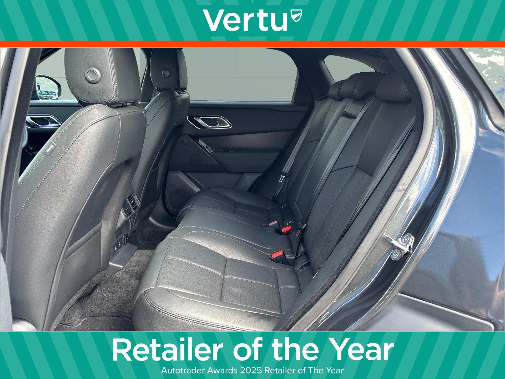 Land Rover Range Rover Velar view 4
