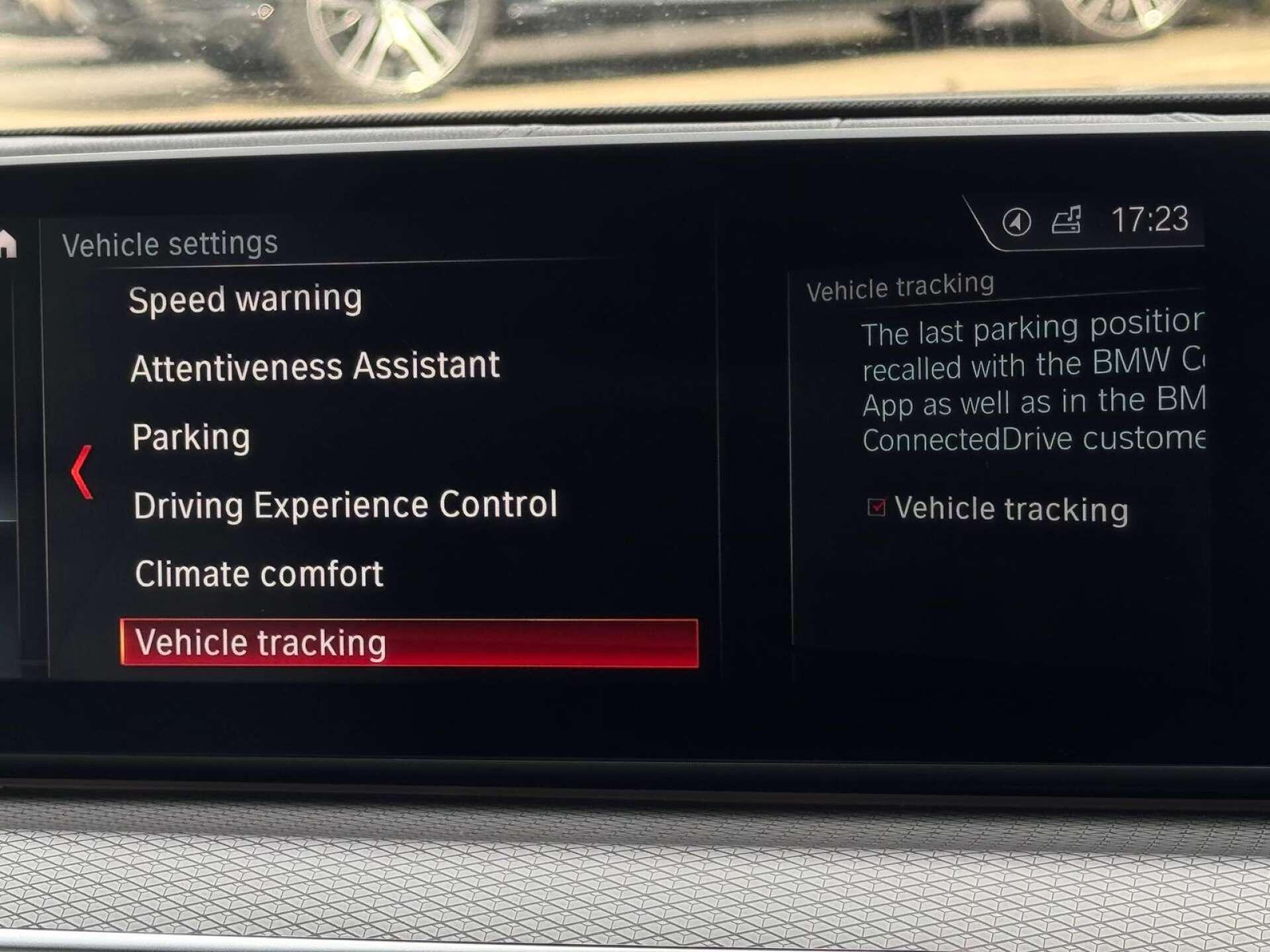 BMW 5 Series view 23