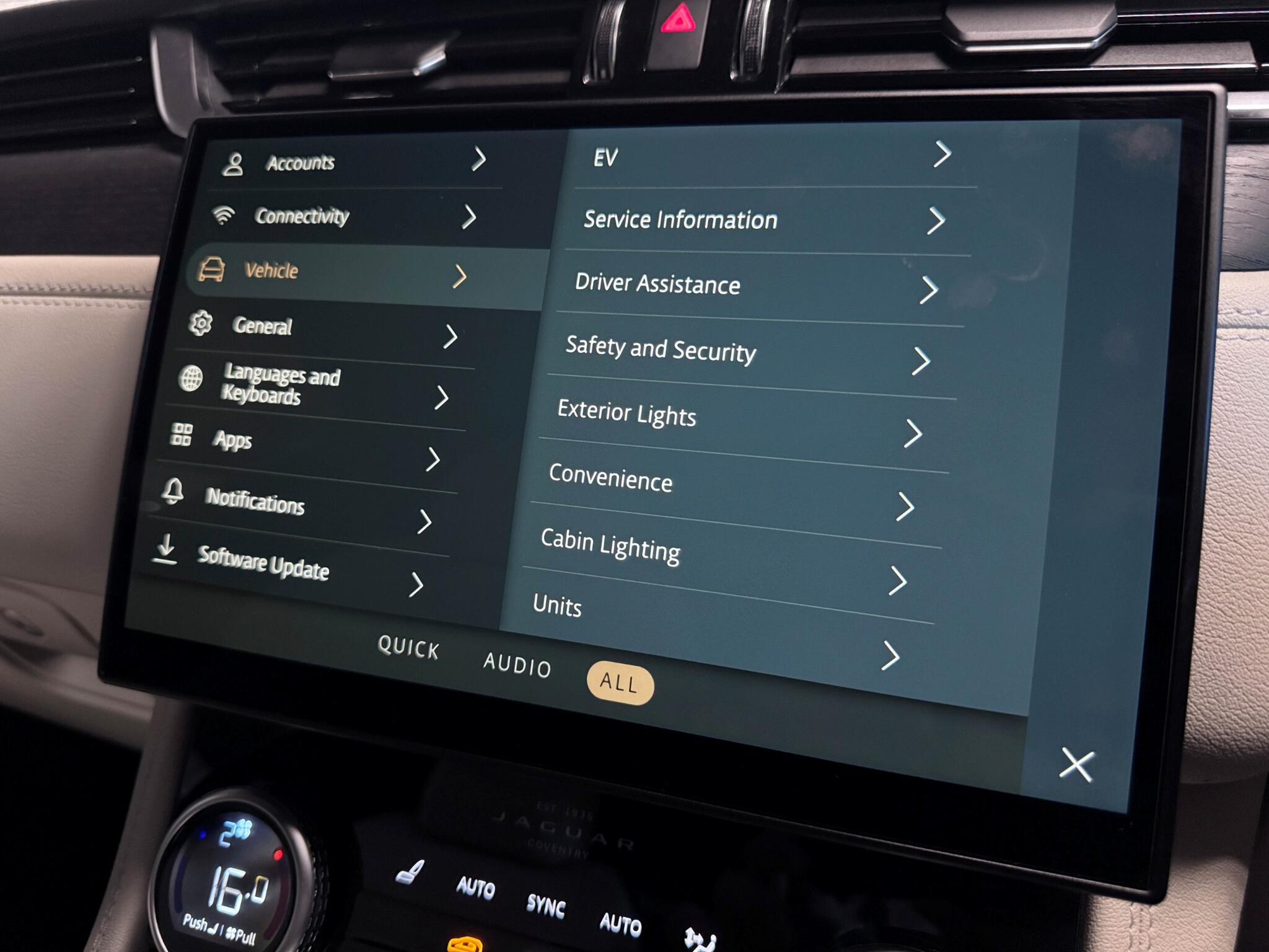 Jaguar F-Pace view 56
