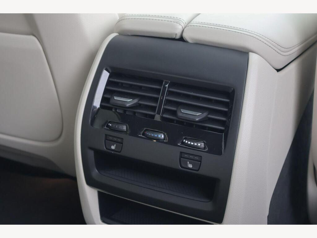 BMW X5 view 29