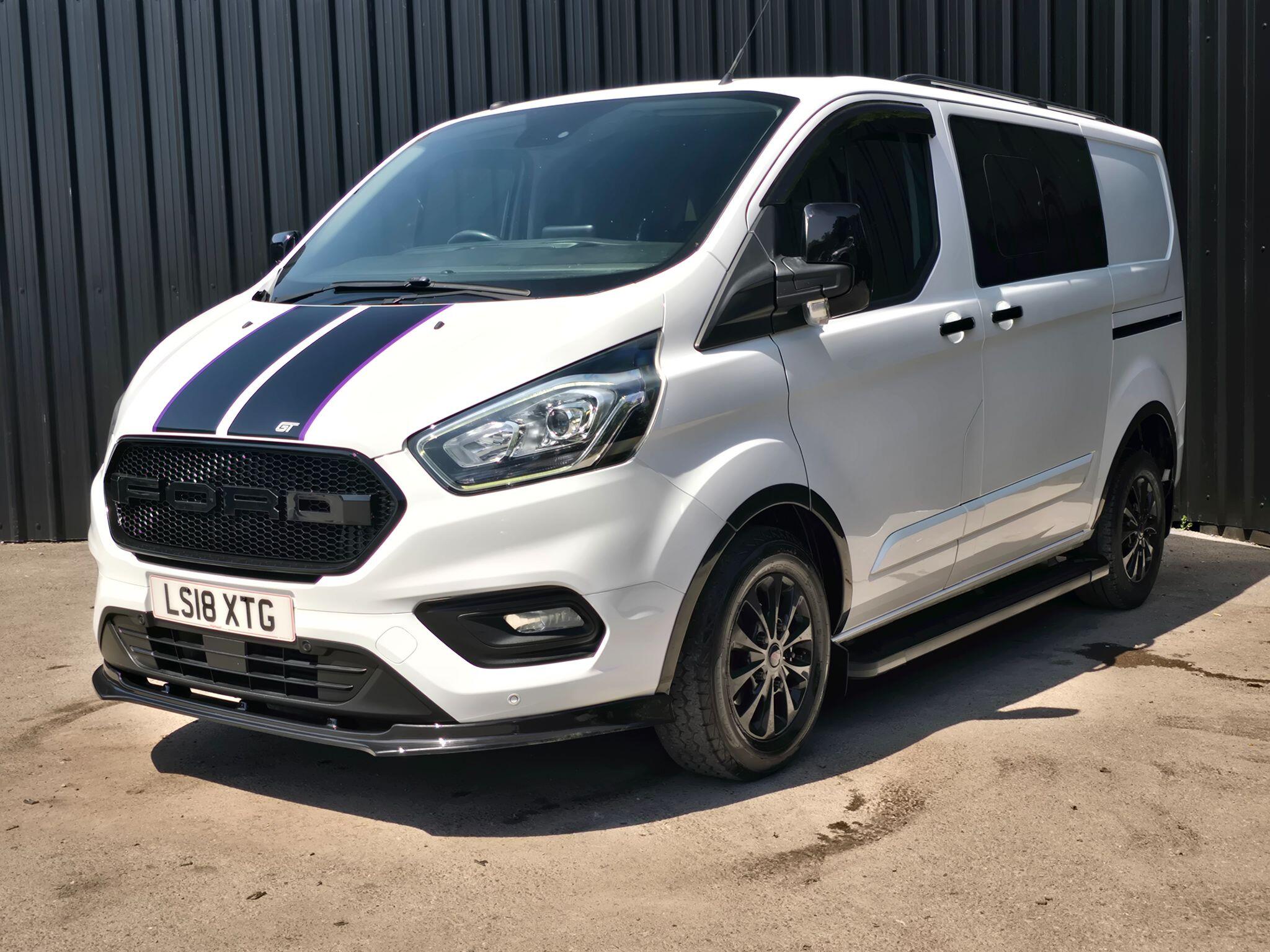 Ford Transit Custom view 12