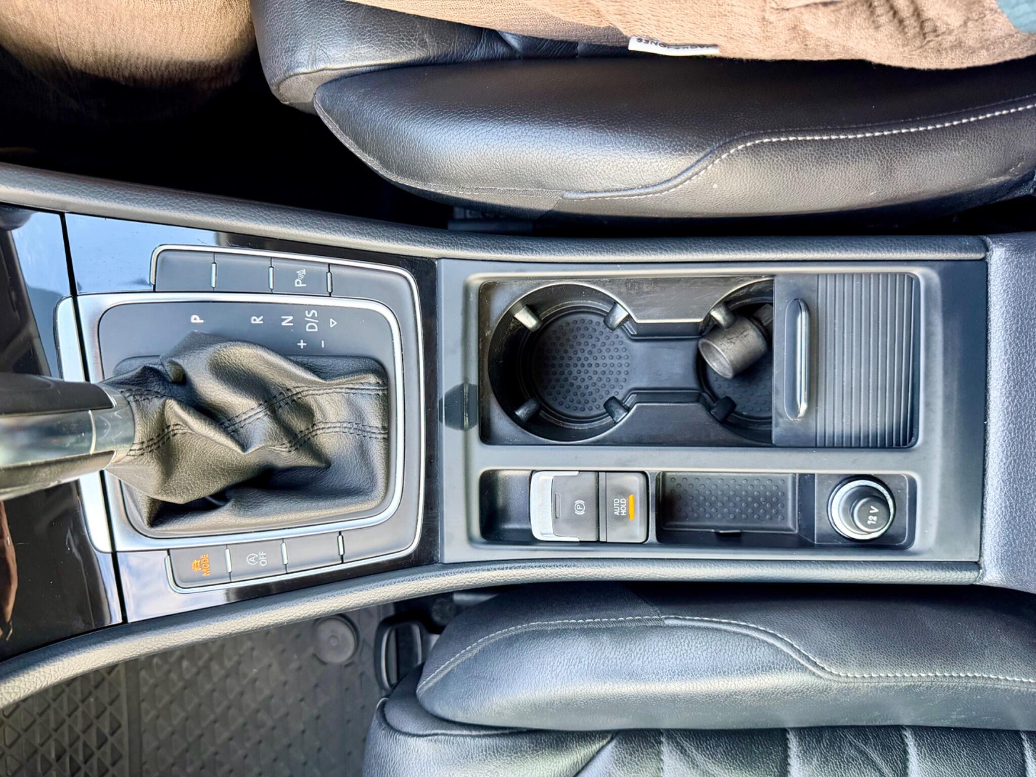 Volkswagen Golf view 32