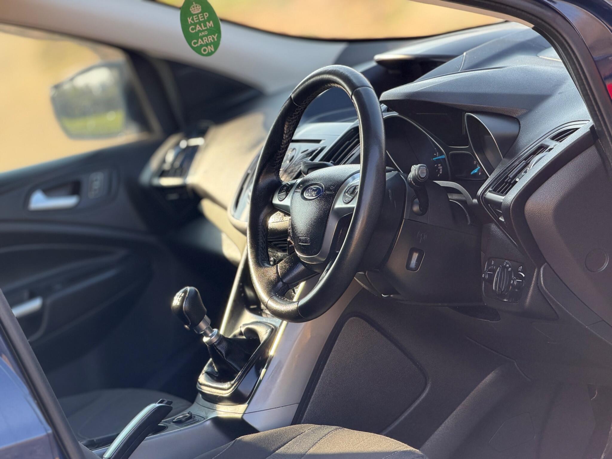 2013 Ford Kuga 2.0 TDCi Zetec 2WD Euro 5 5dr image 18