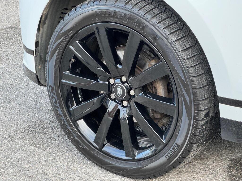 Land Rover Range Rover Velar view 58