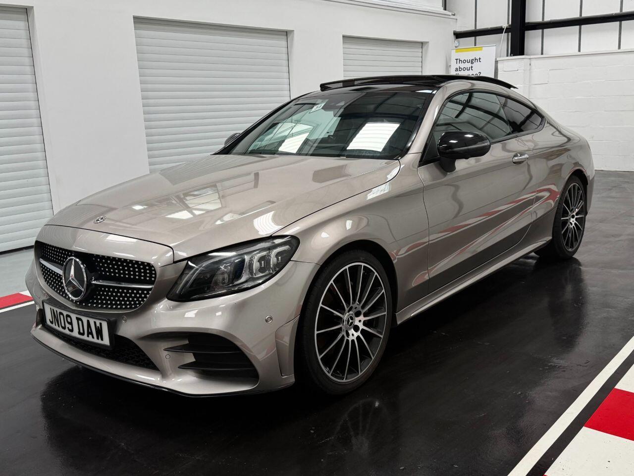Mercedes-Benz C Class view 12