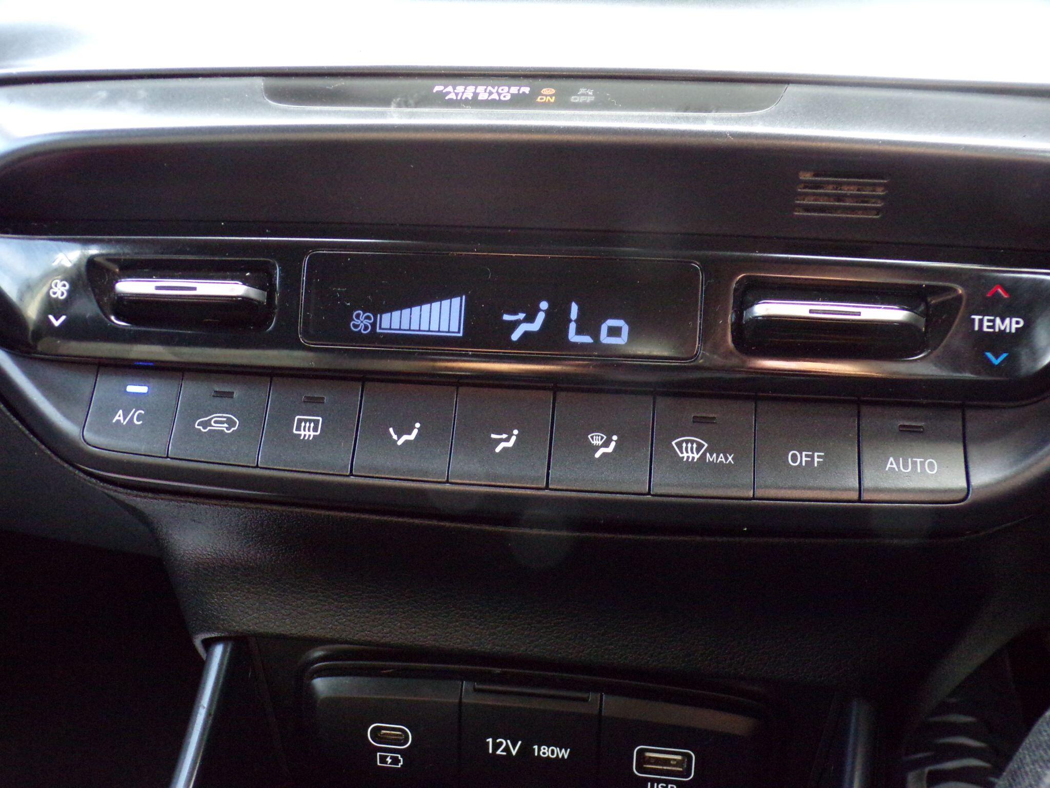 Hyundai Bayon view 25