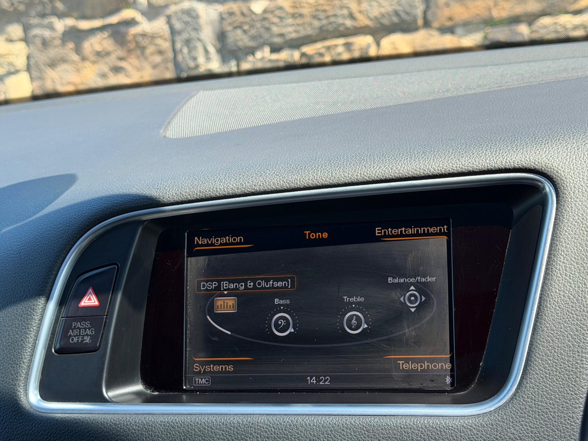 Audi SQ5 view 37