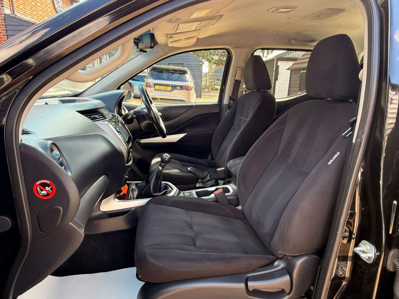 Nissan Navara view 13