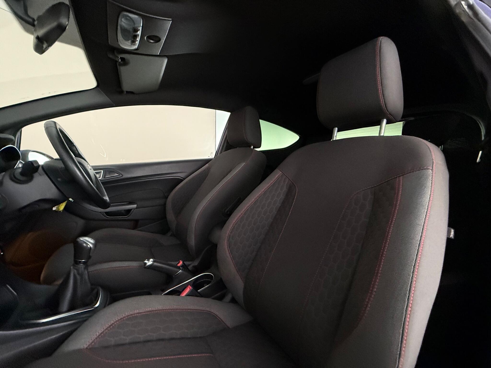 Ford Fiesta view 22