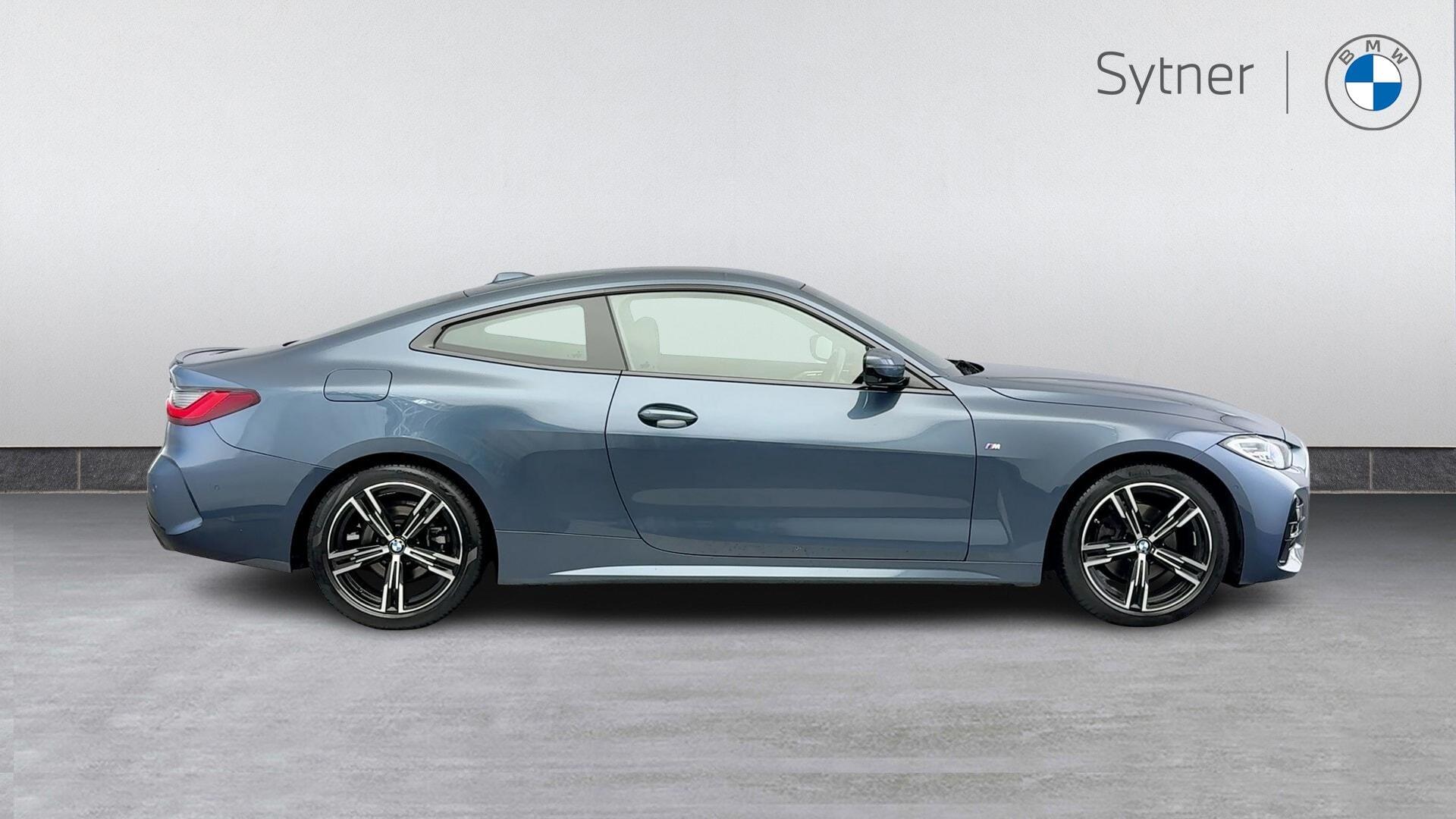 BMW 4 Series view 3