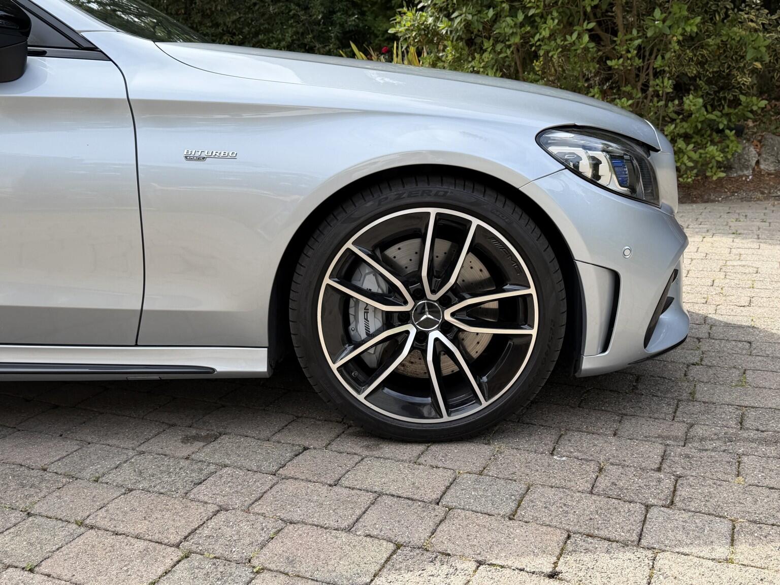 Mercedes-Benz C-Class view 9