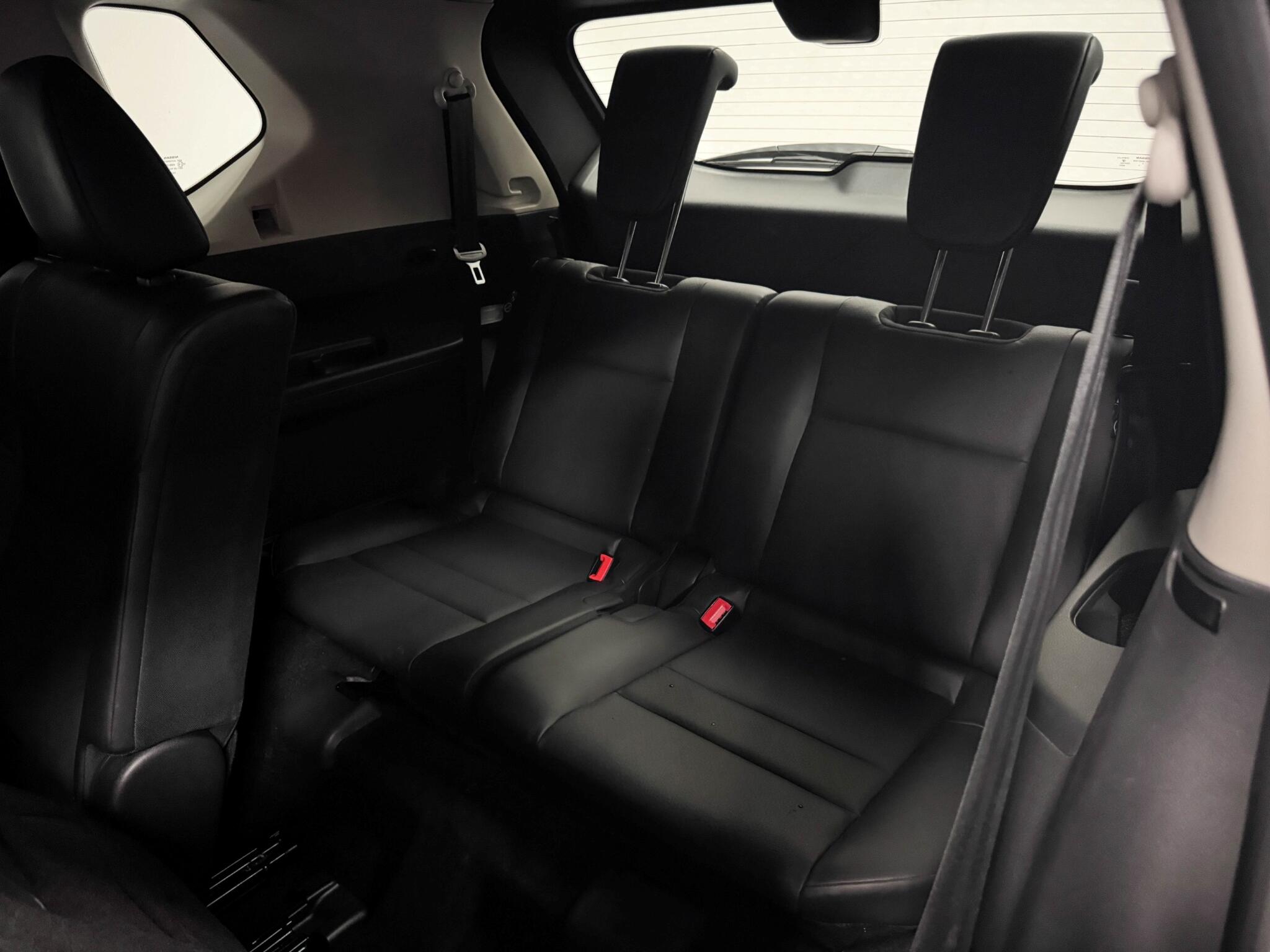 Nissan X-Trail view 9
