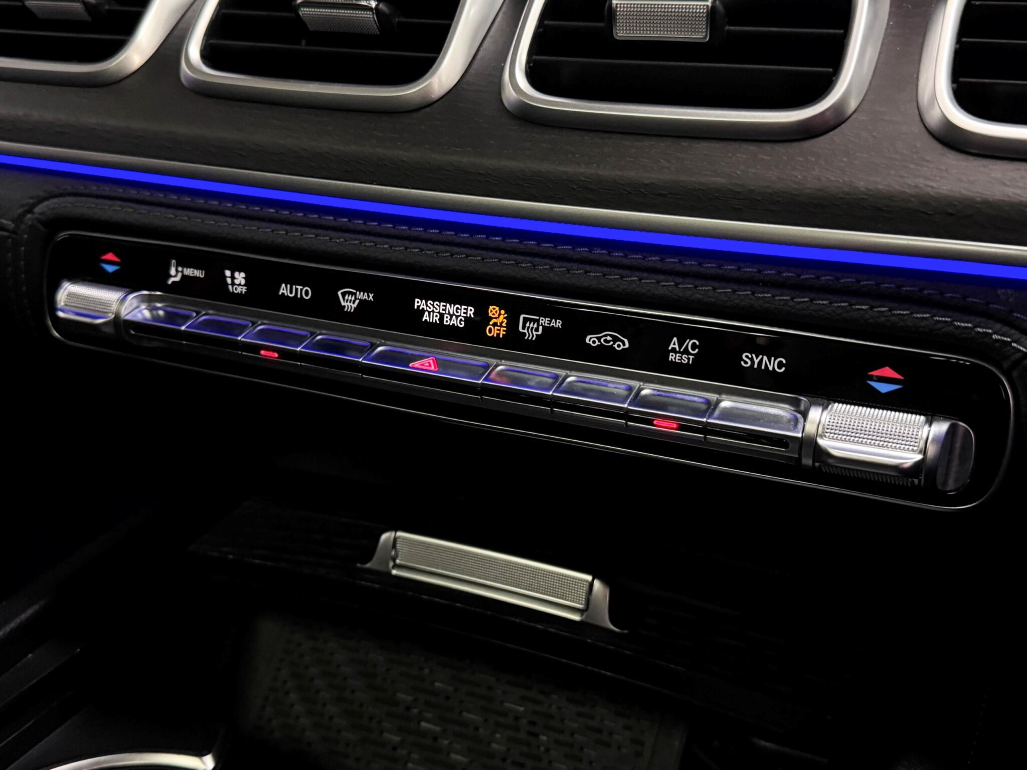 Mercedes-Benz Gle view 38