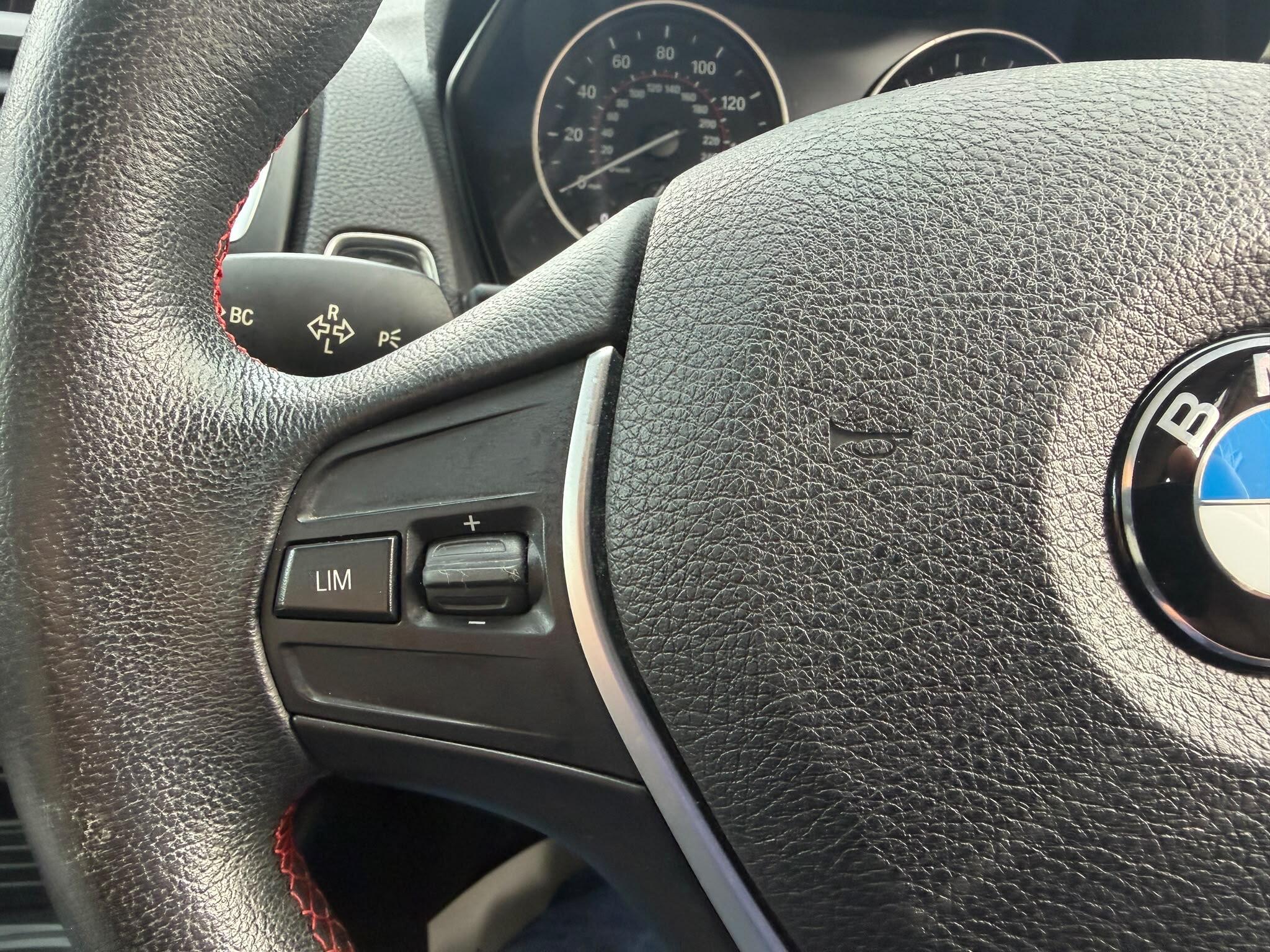 BMW 2 Series view 20