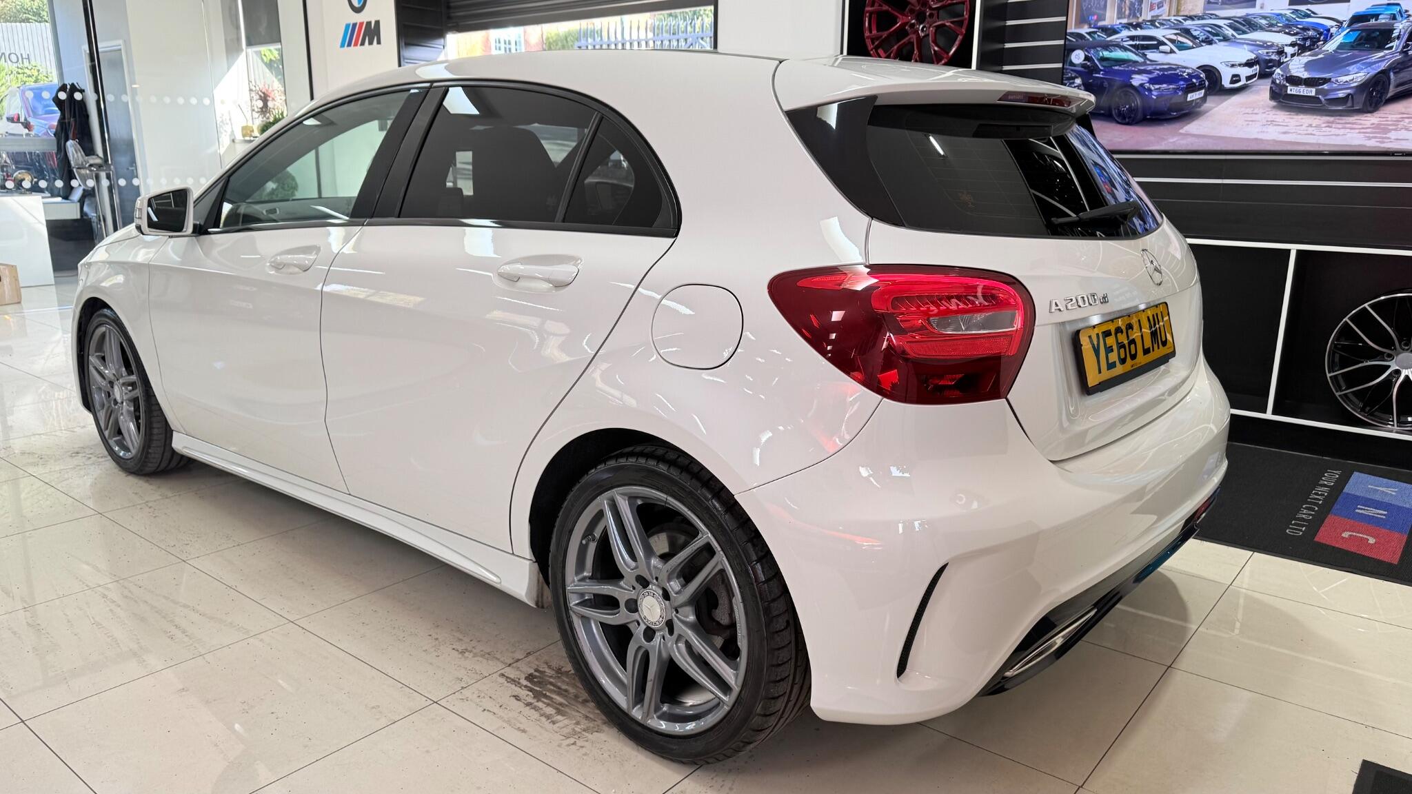 Mercedes-Benz A-Class view 34