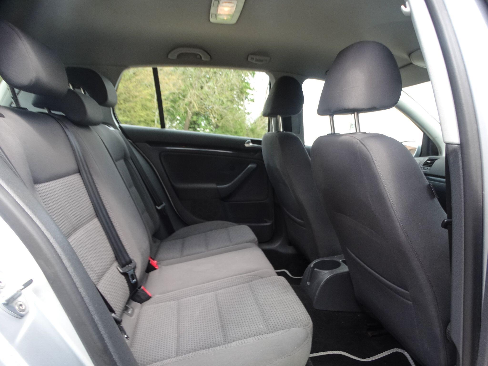 Volkswagen Golf view 21