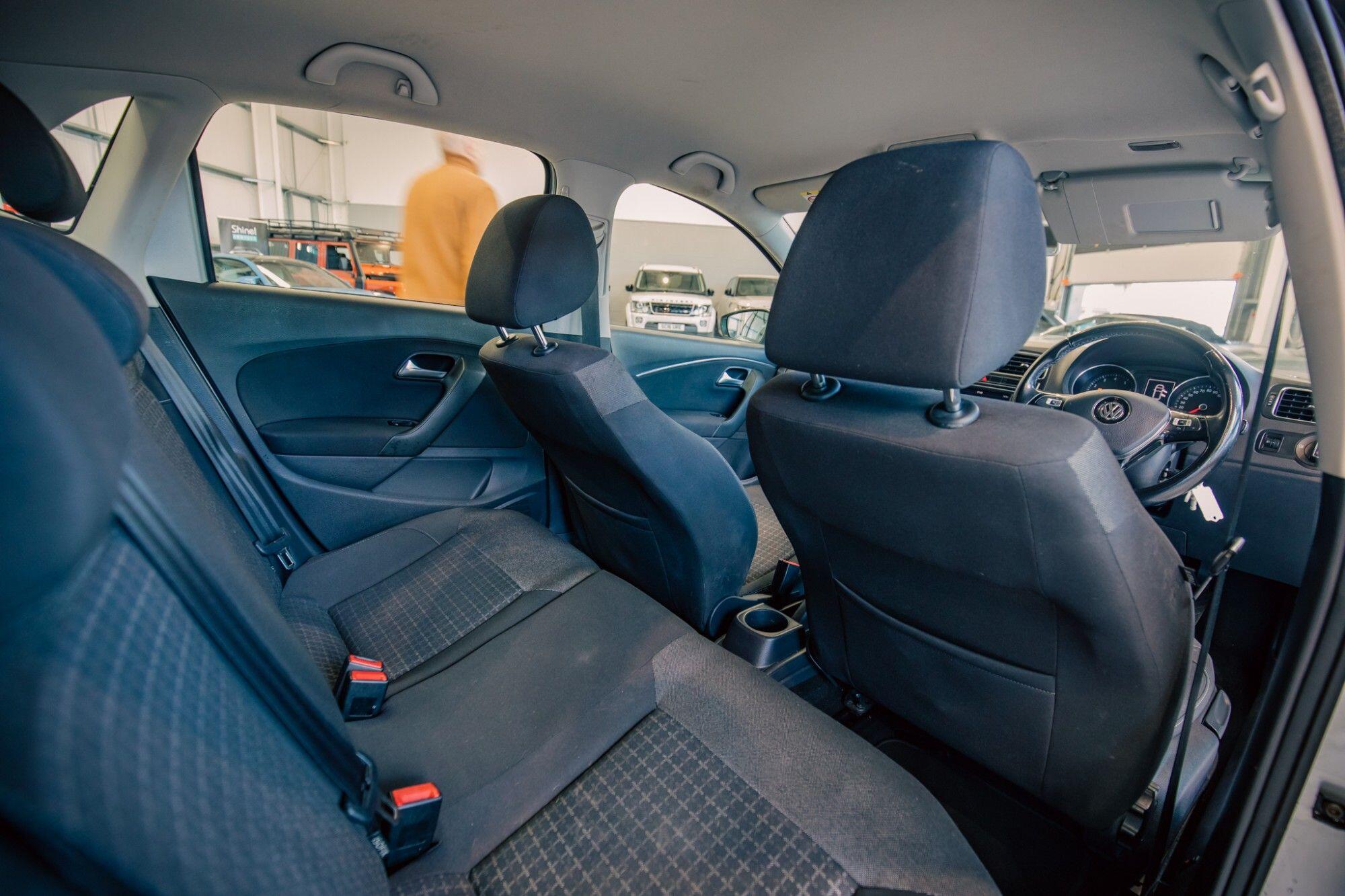 Volkswagen Polo view 9
