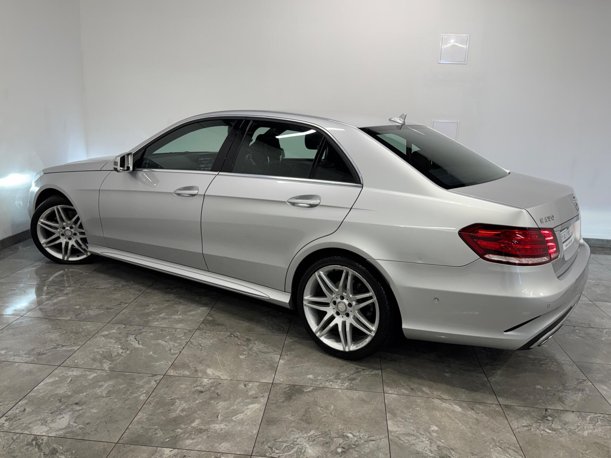 Mercedes-Benz E-Class view 6