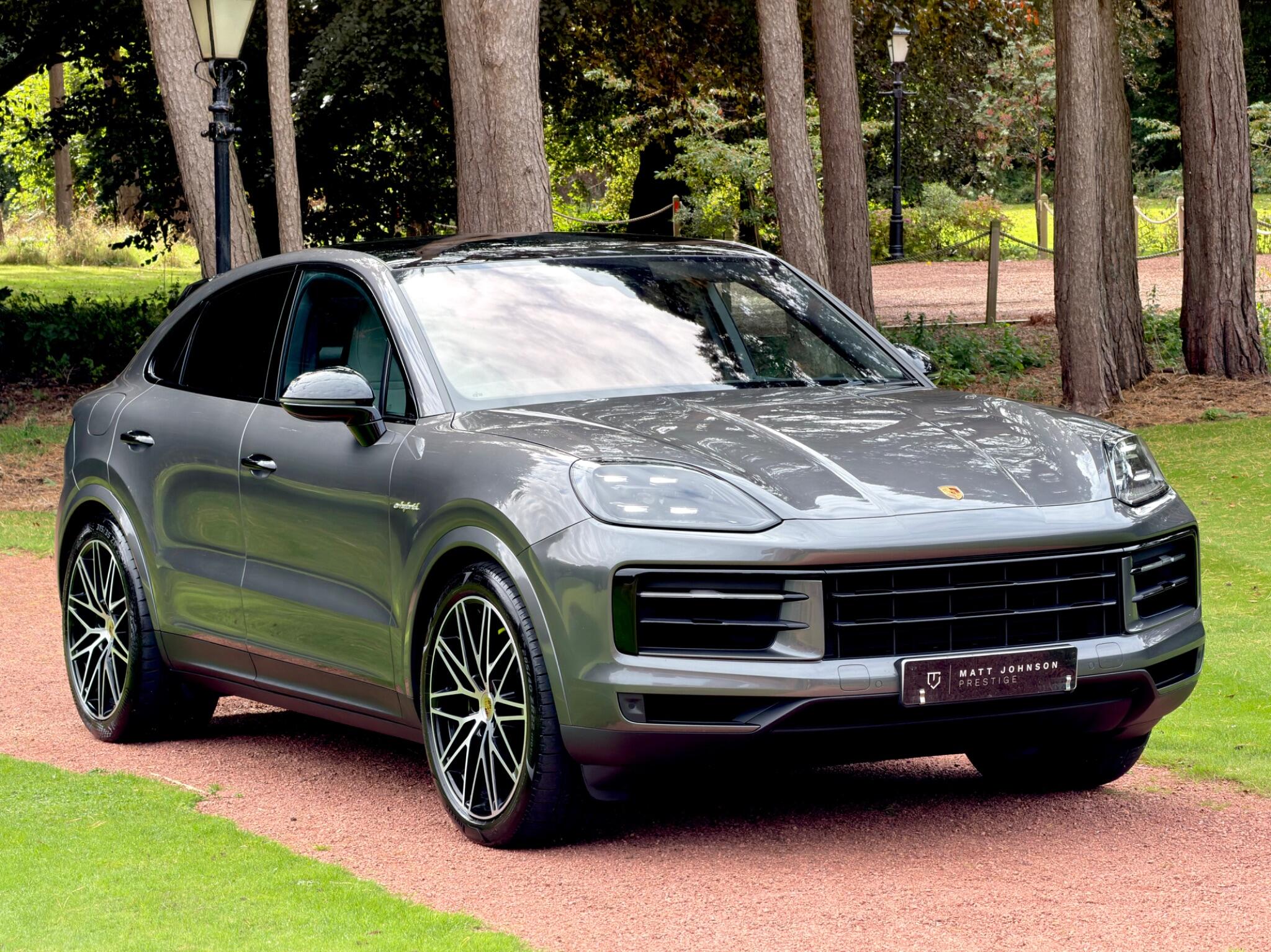 Porsche Cayenne view 7
