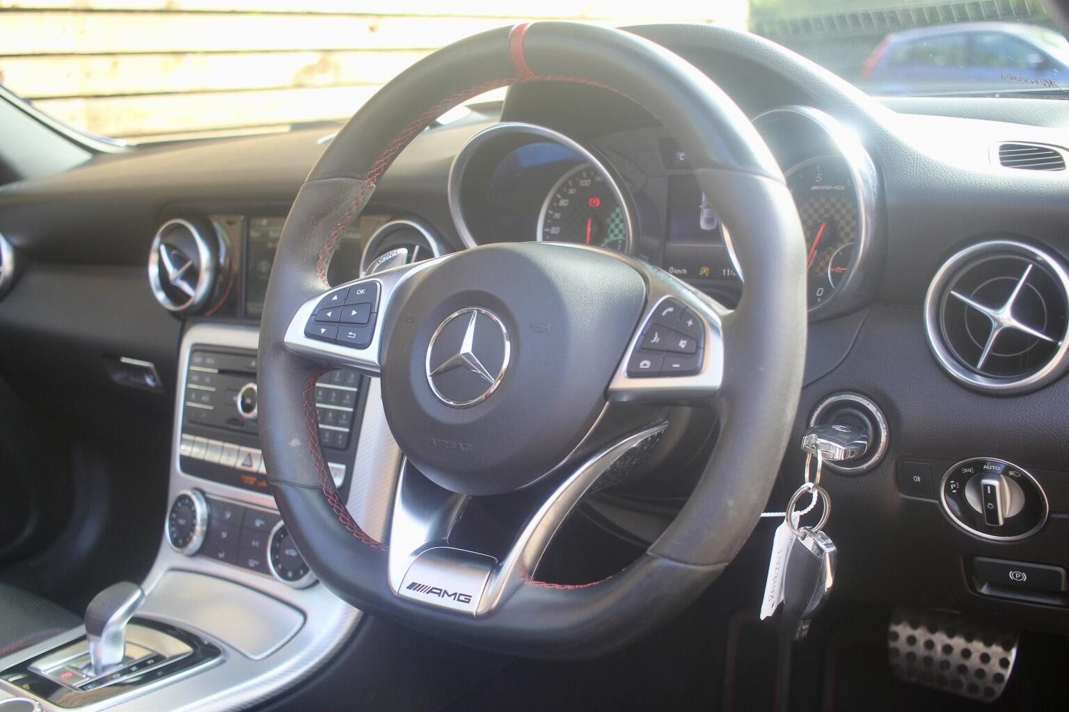 Mercedes-Benz SLC view 24