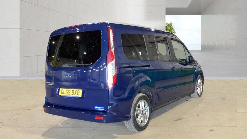 Ford Grand Tourneo Connect view 8