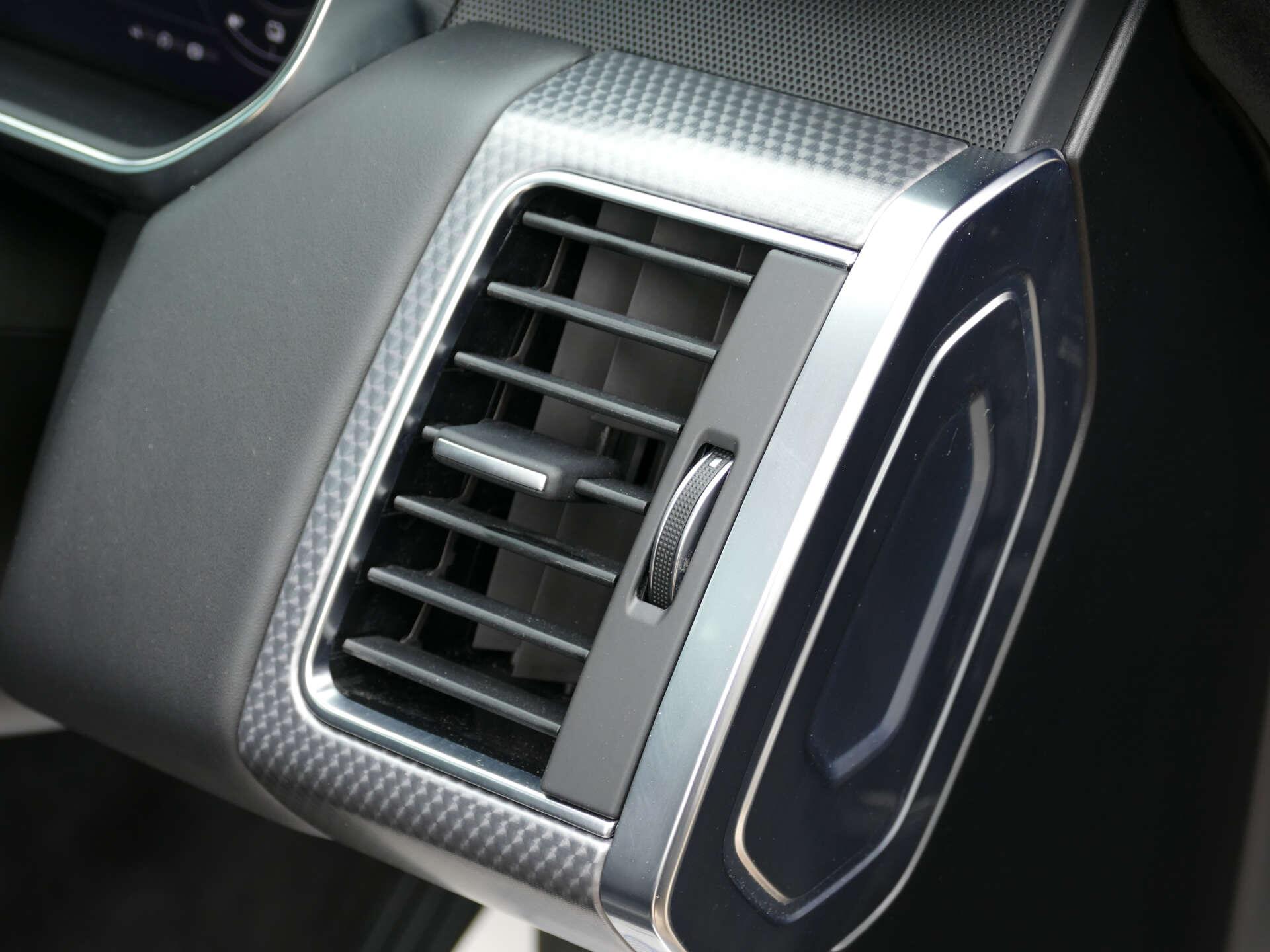 Land Rover Range Rover Sport view 48