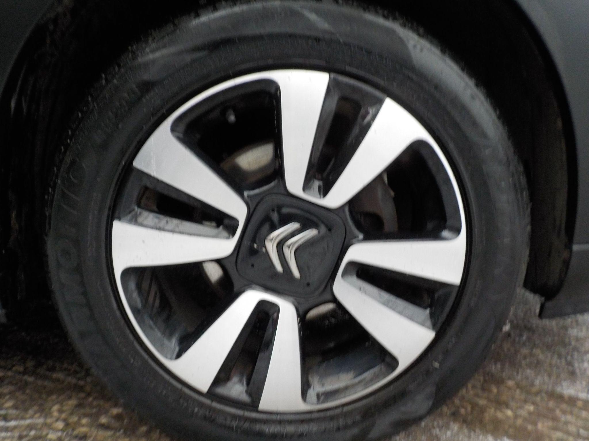 Citroen C3 1.2 PureTech Flair Euro 6 5dr