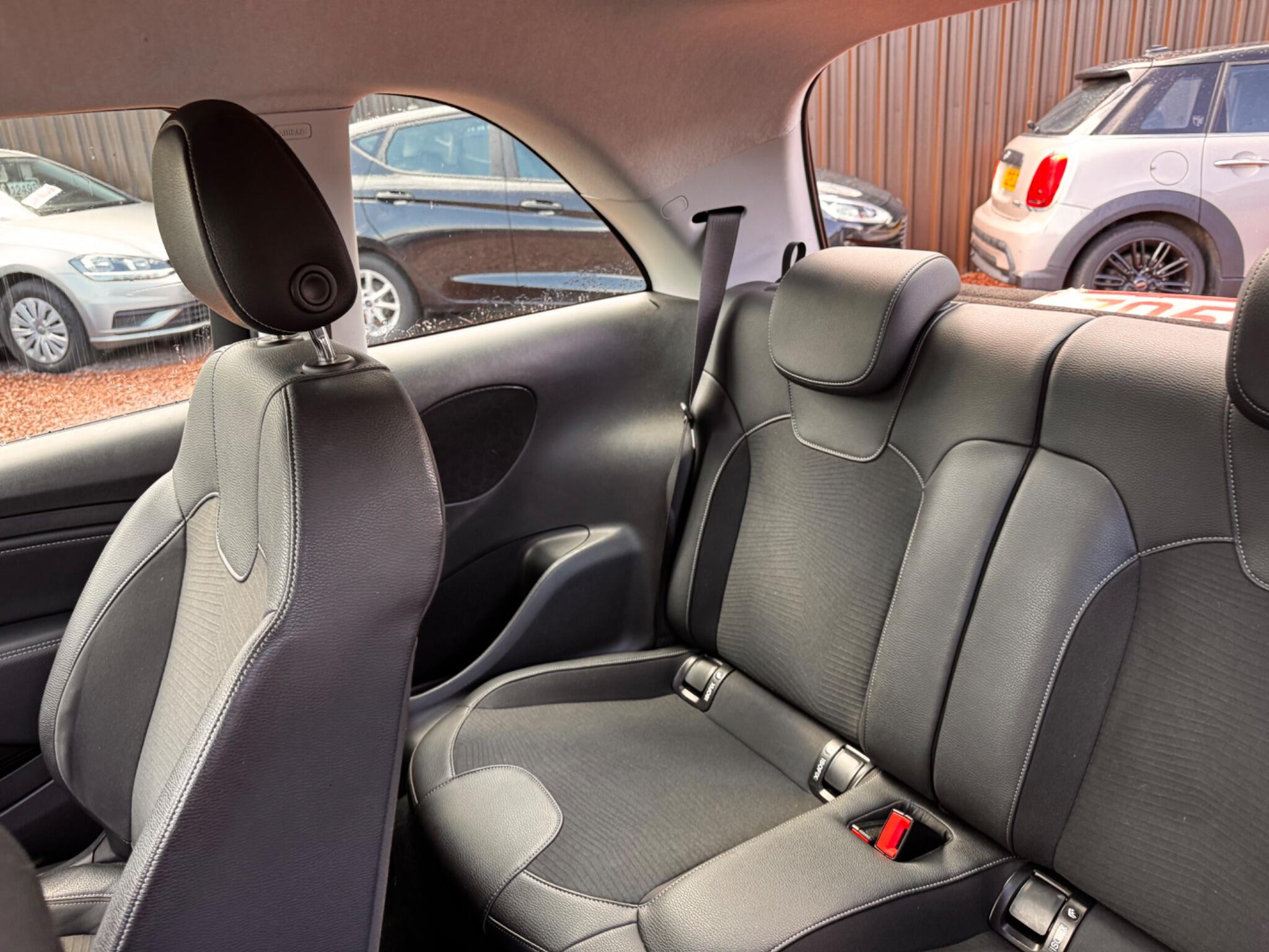 Vauxhall Adam view 19