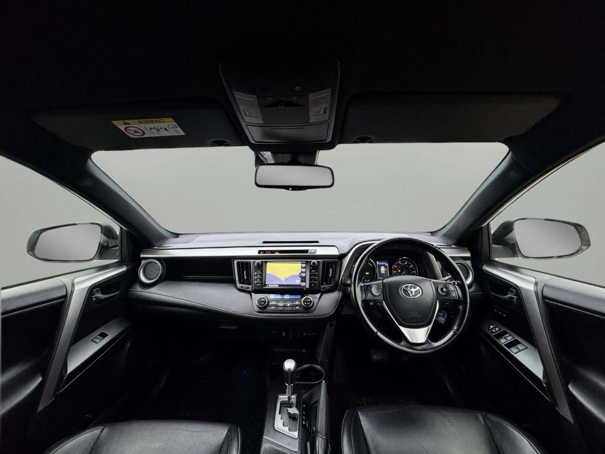 Toyota Rav4 view 5