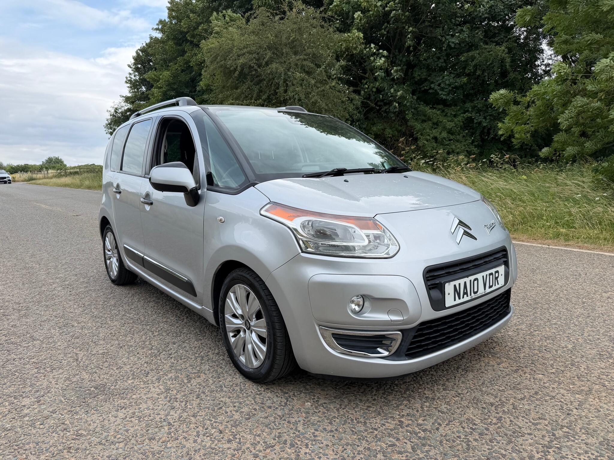 Citroen C3 Picasso view 16