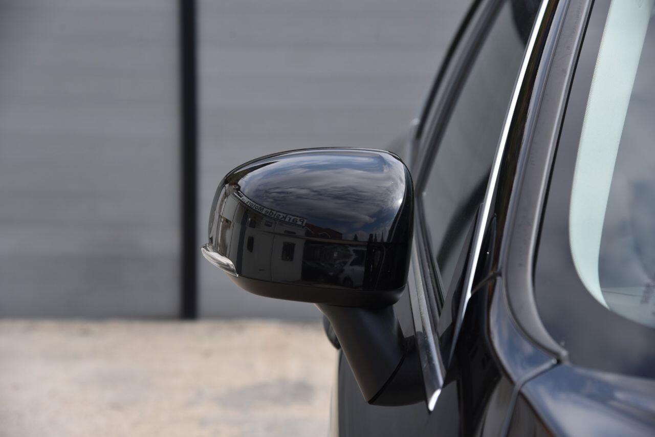 Volvo XC60 view 15