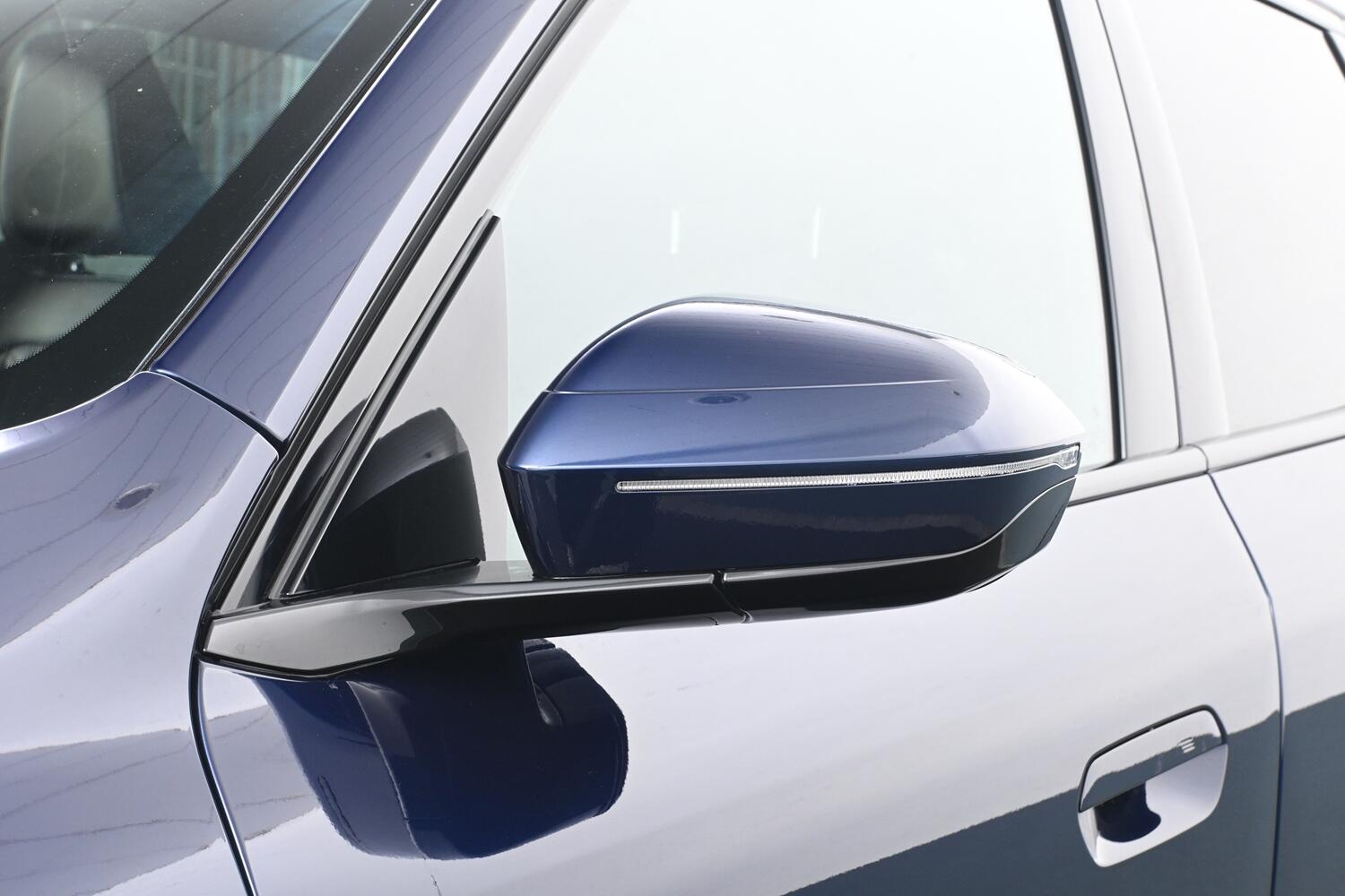 BMW X3 view 24