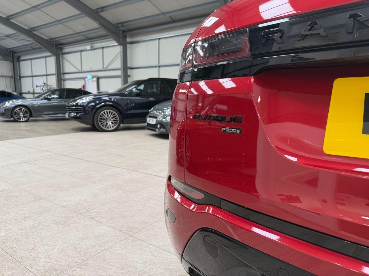 Land Rover Range Rover Evoque view 29