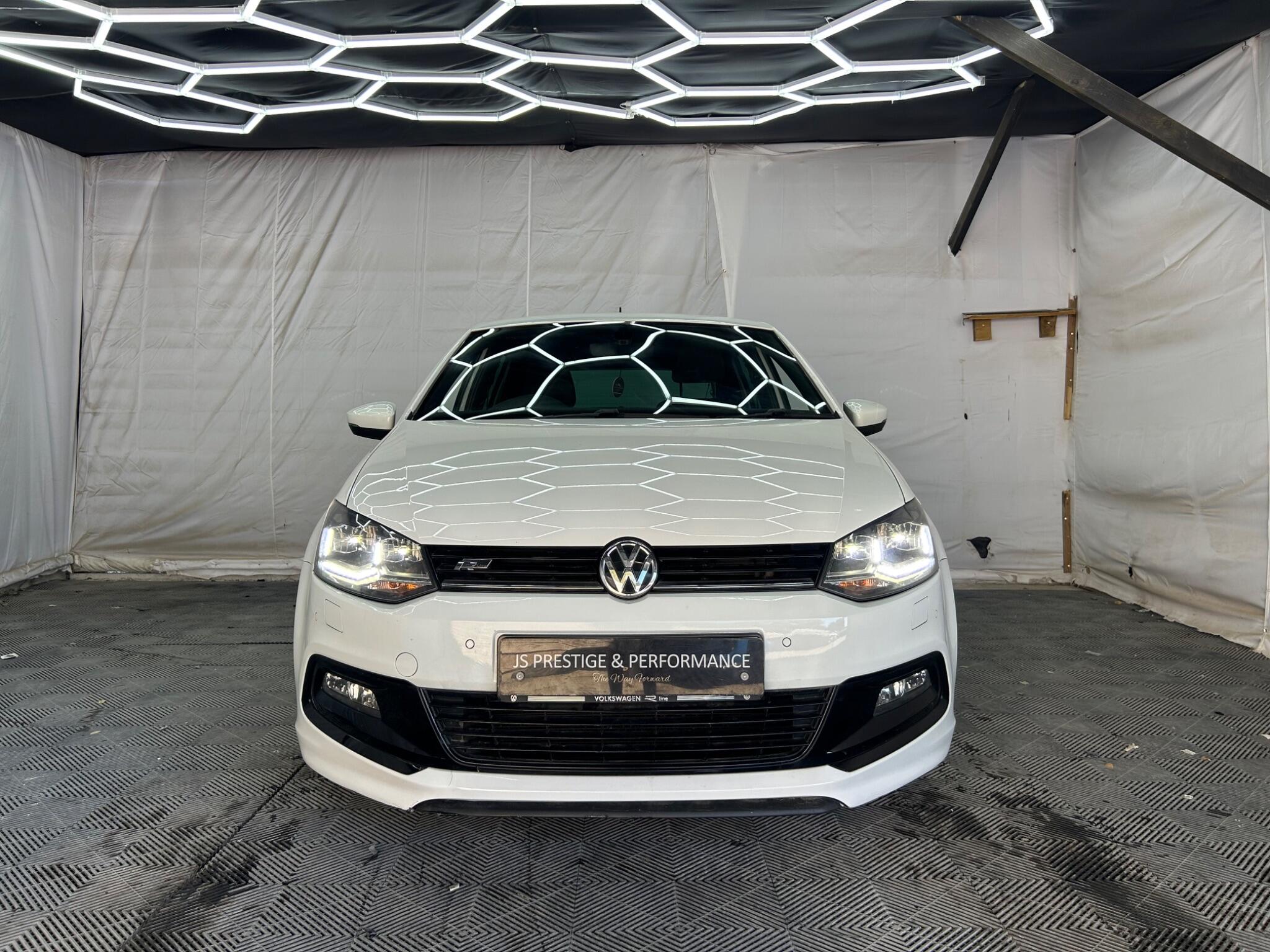 Volkswagen Polo view 2