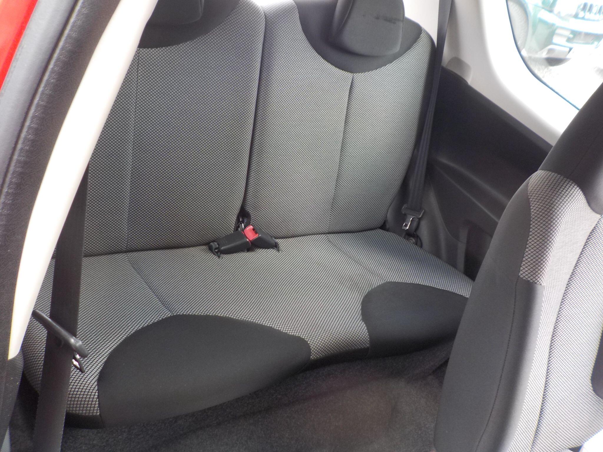 Toyota AYGO 1.0 VVT-i Move Euro 5 3dr