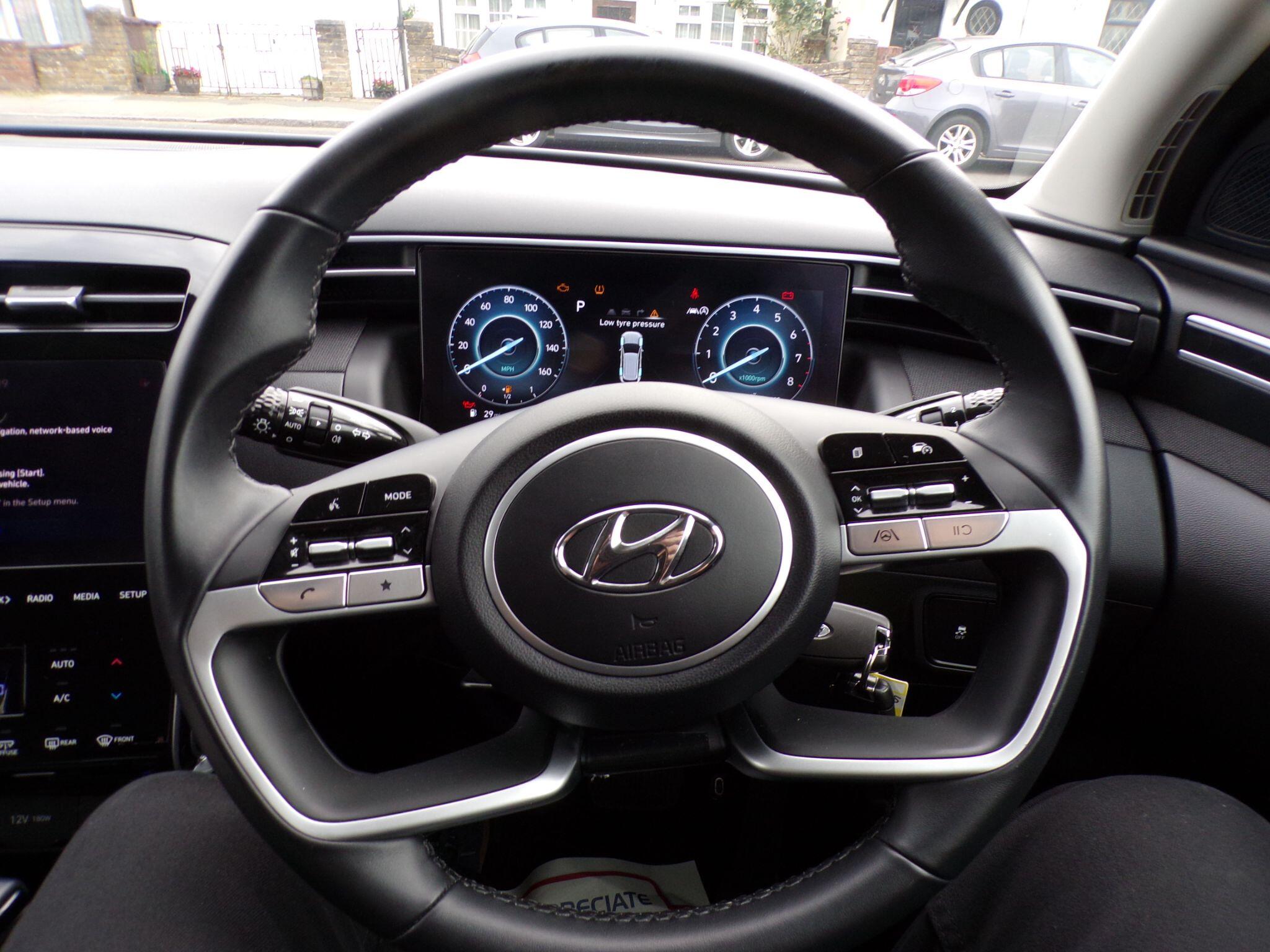 Hyundai Tucson view 18
