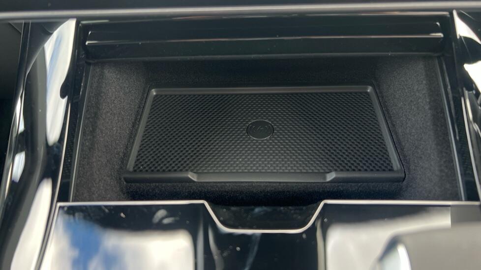 Land Rover Range Rover Sport view 29
