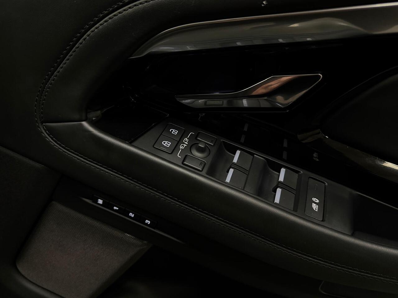 Land Rover Range Rover Evoque view 28