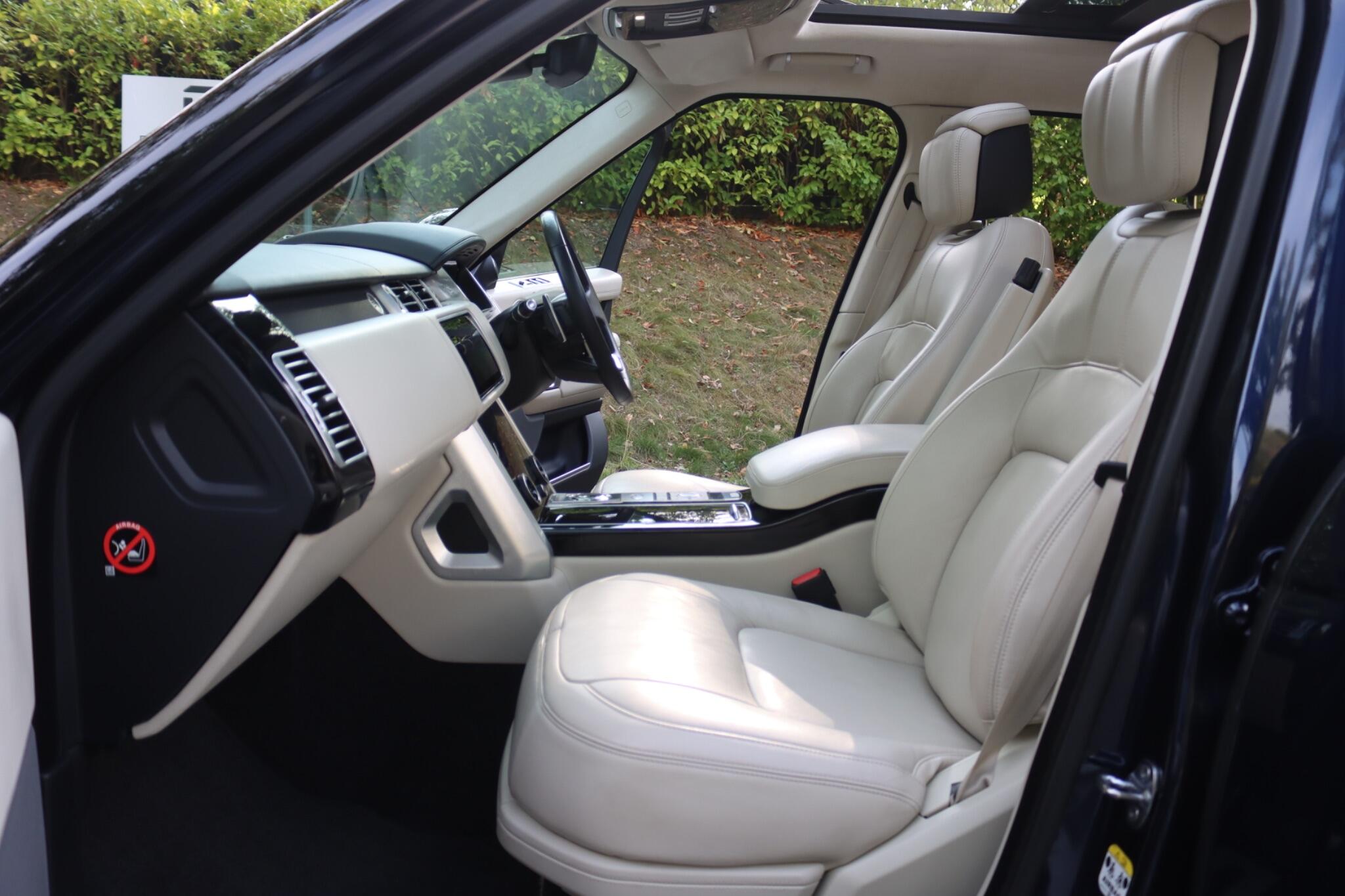 Land Rover Range Rover view 6