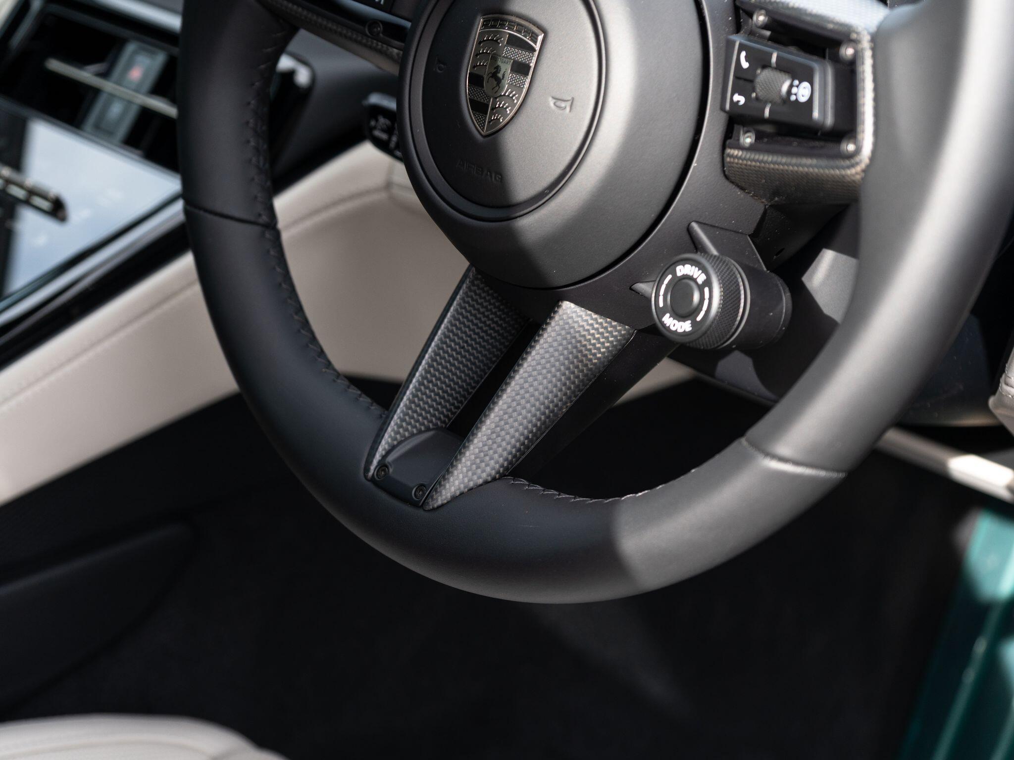 Porsche Panamera view 28
