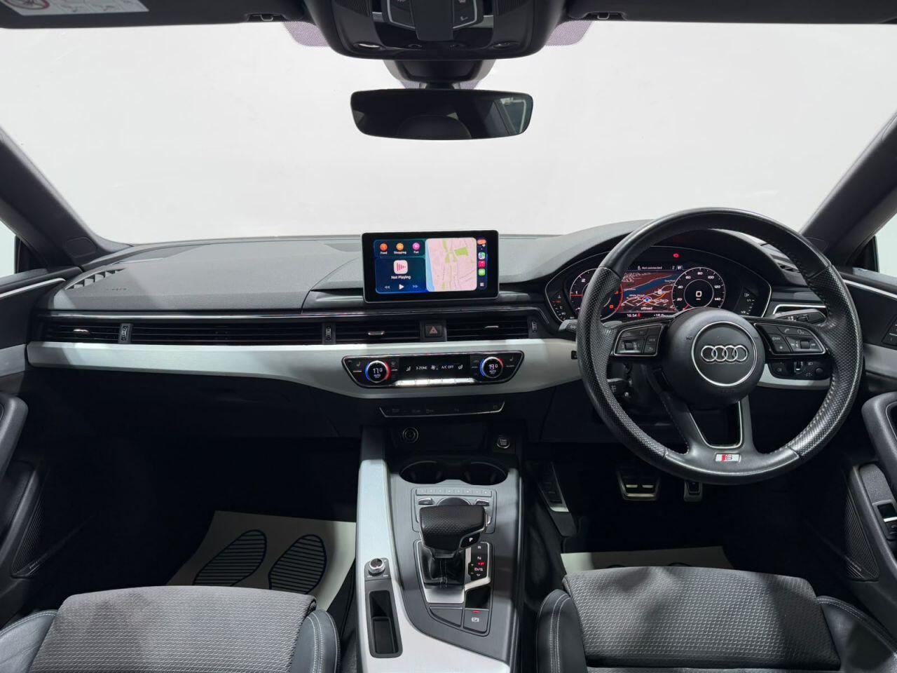 Audi A5 view 4