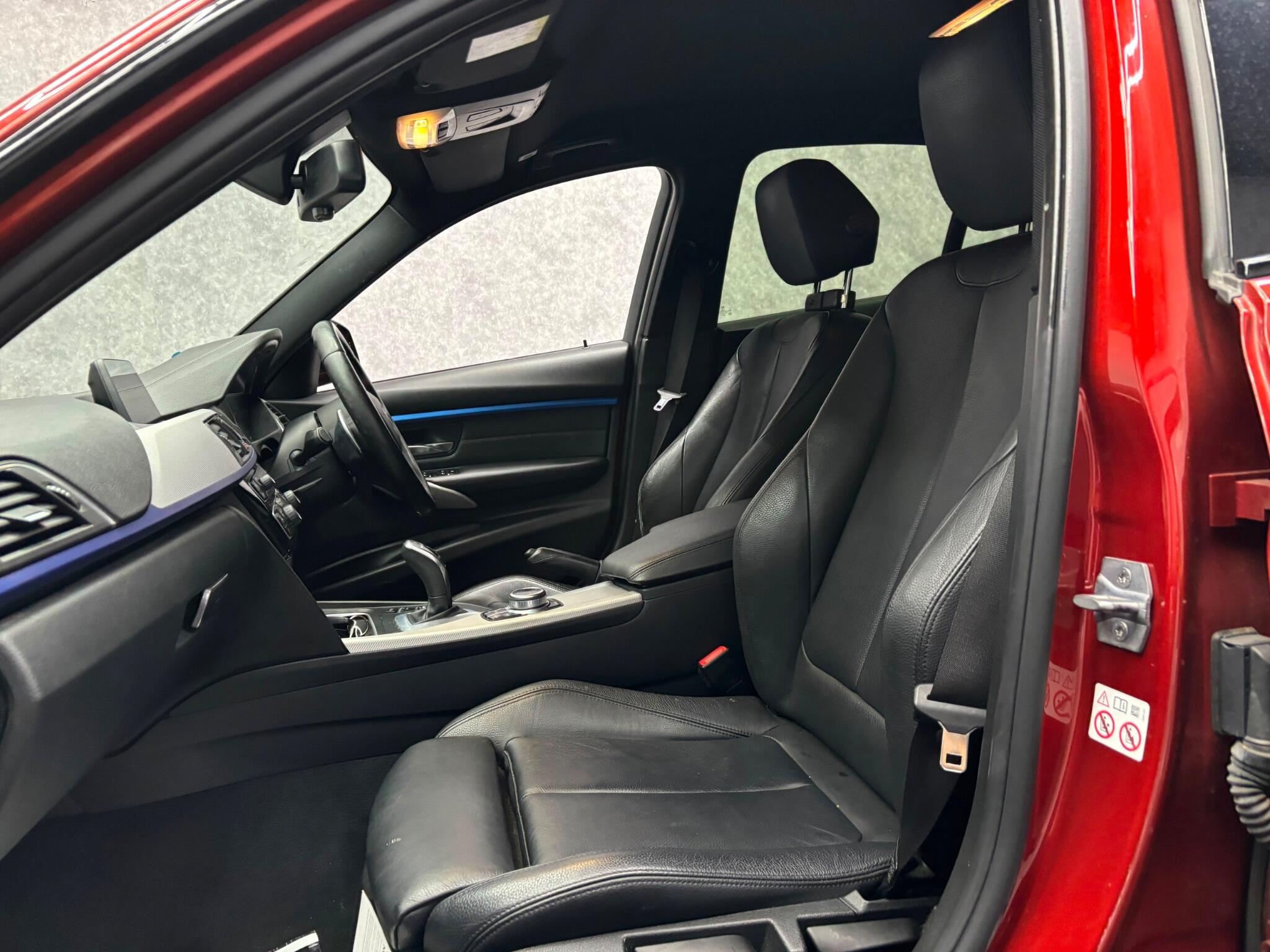 BMW 3 Series view 7
