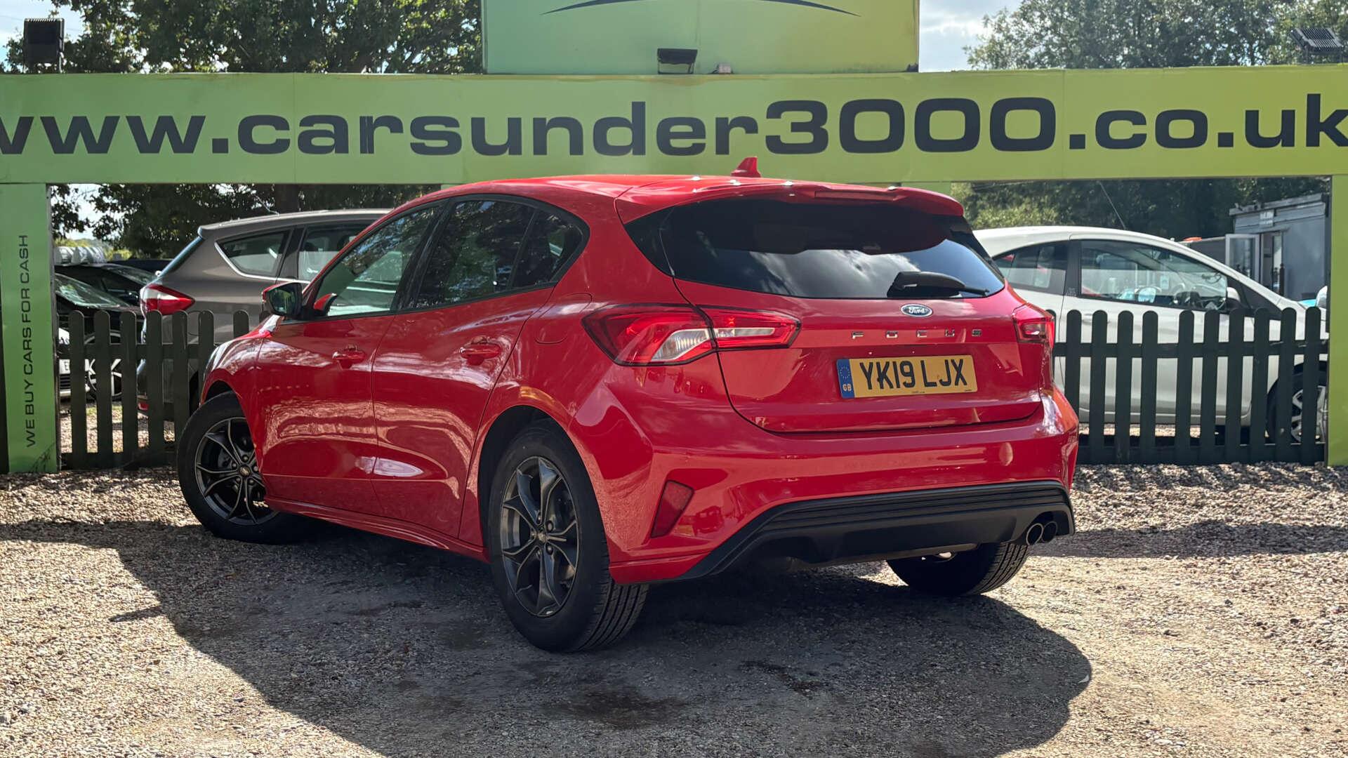 Ford Focus view 4