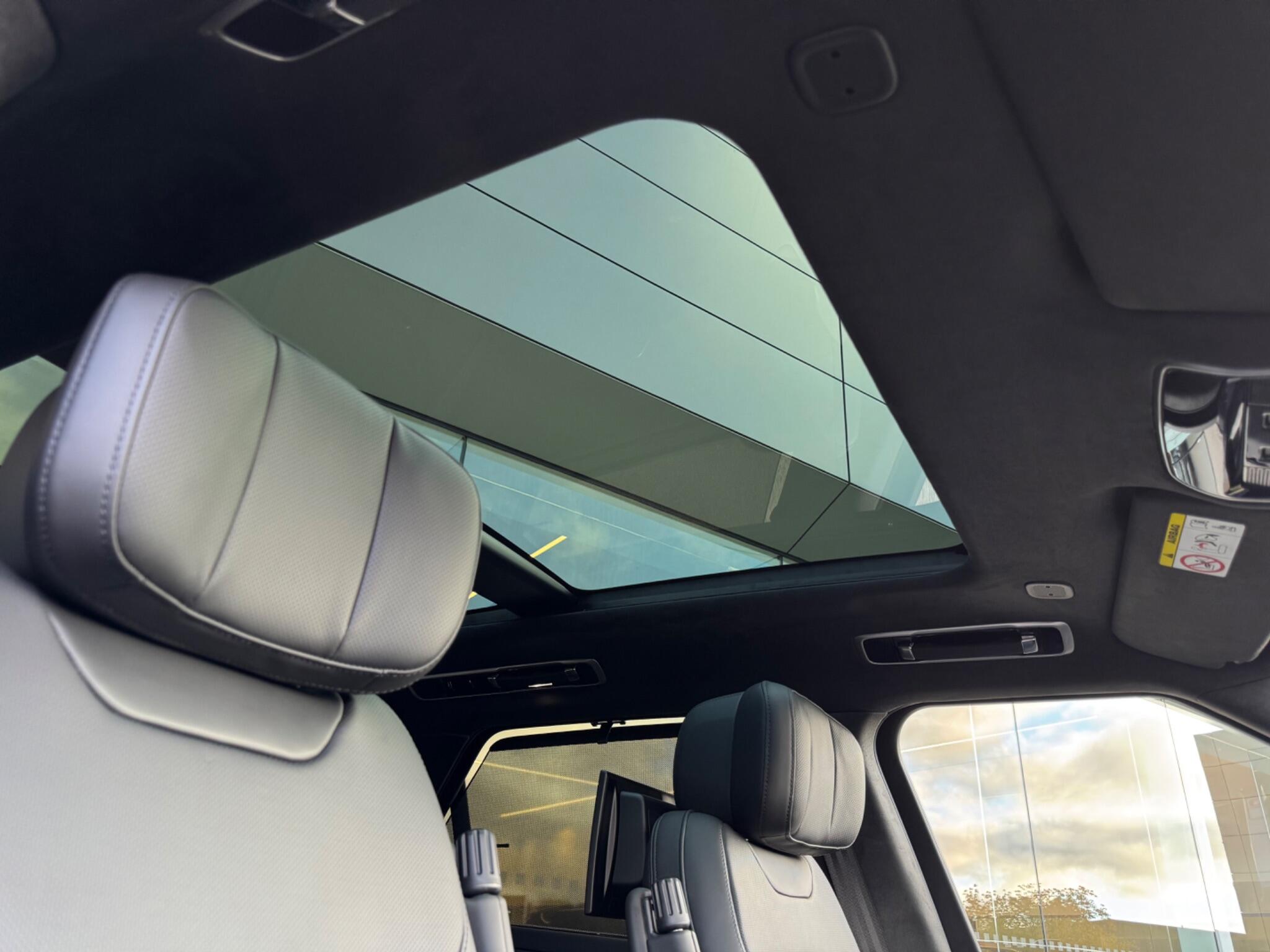 Land Rover Range Rover Sport view 16