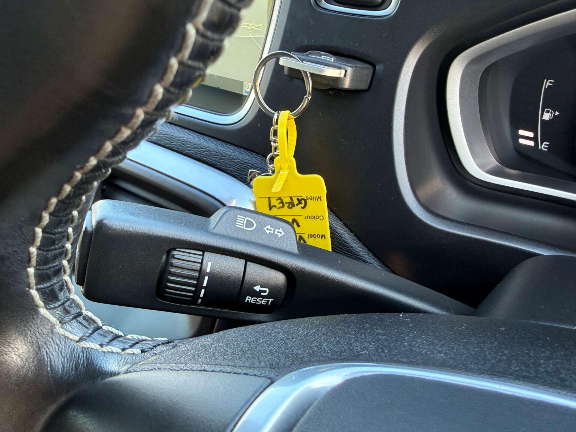 Volvo V40 view 40