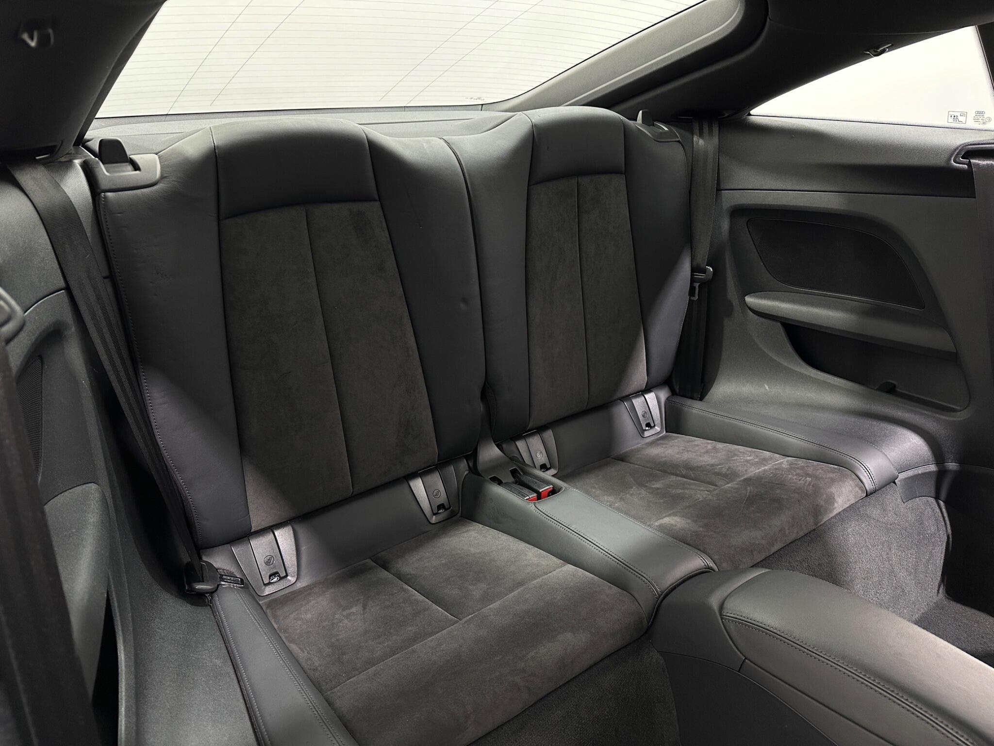 Audi TT view 37