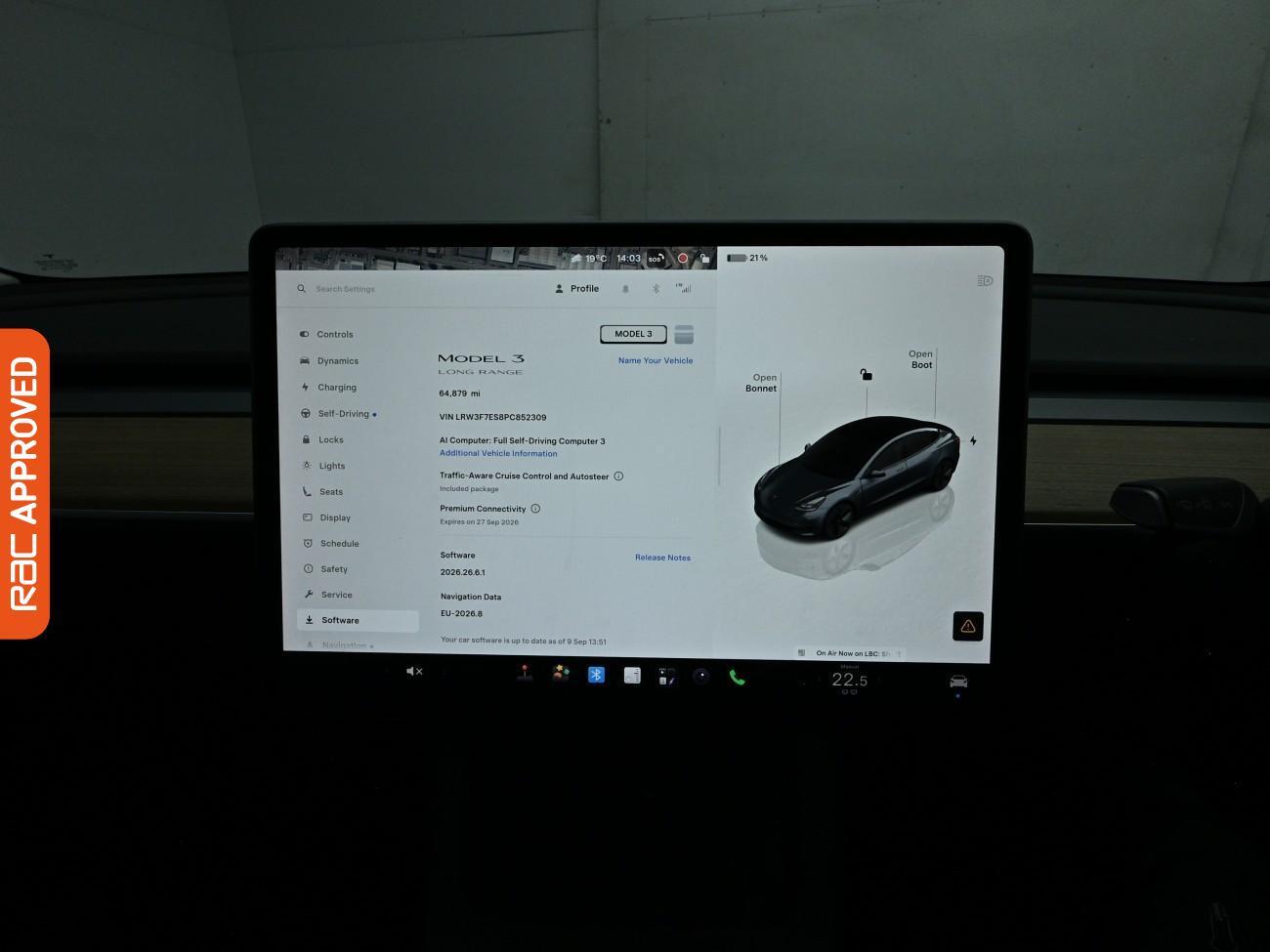 Tesla Model 3 view 12